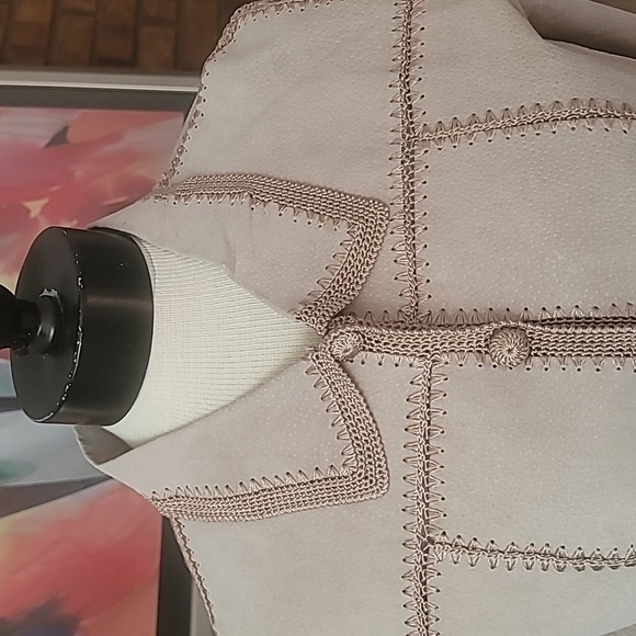 Suede crocheted panel cardigan or lightweight jacket tan beige cream - Picture 2 of 15